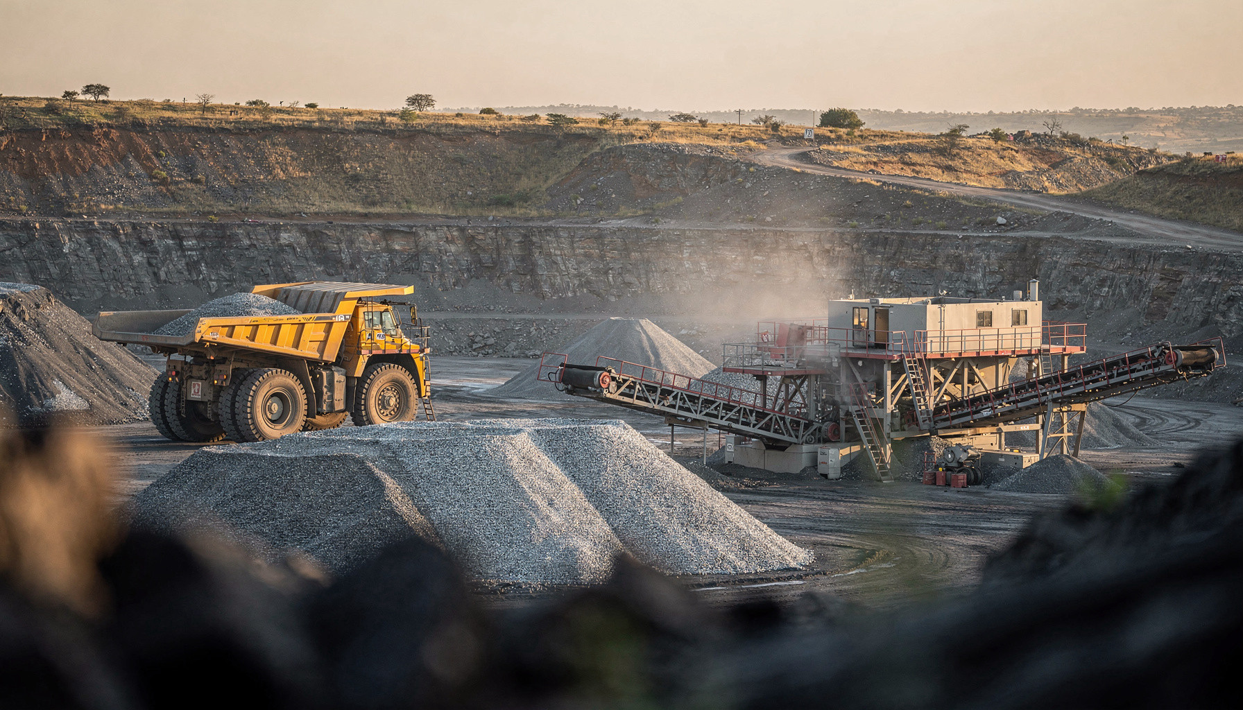 MMGD HOLDINGS (PTY) LTD — commodity chrome mining website built with WebZum AI website creator